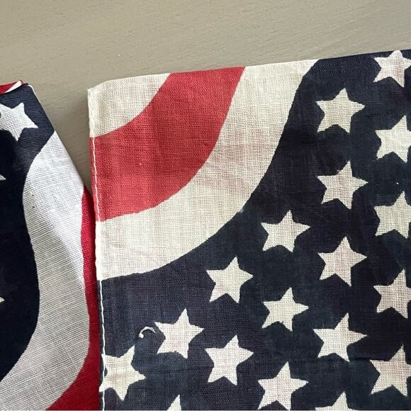Set of 2 Vintage Handkerchief Bandana Wavy Stars Stripes July 4th Red White Blue - Picture 8 of 8